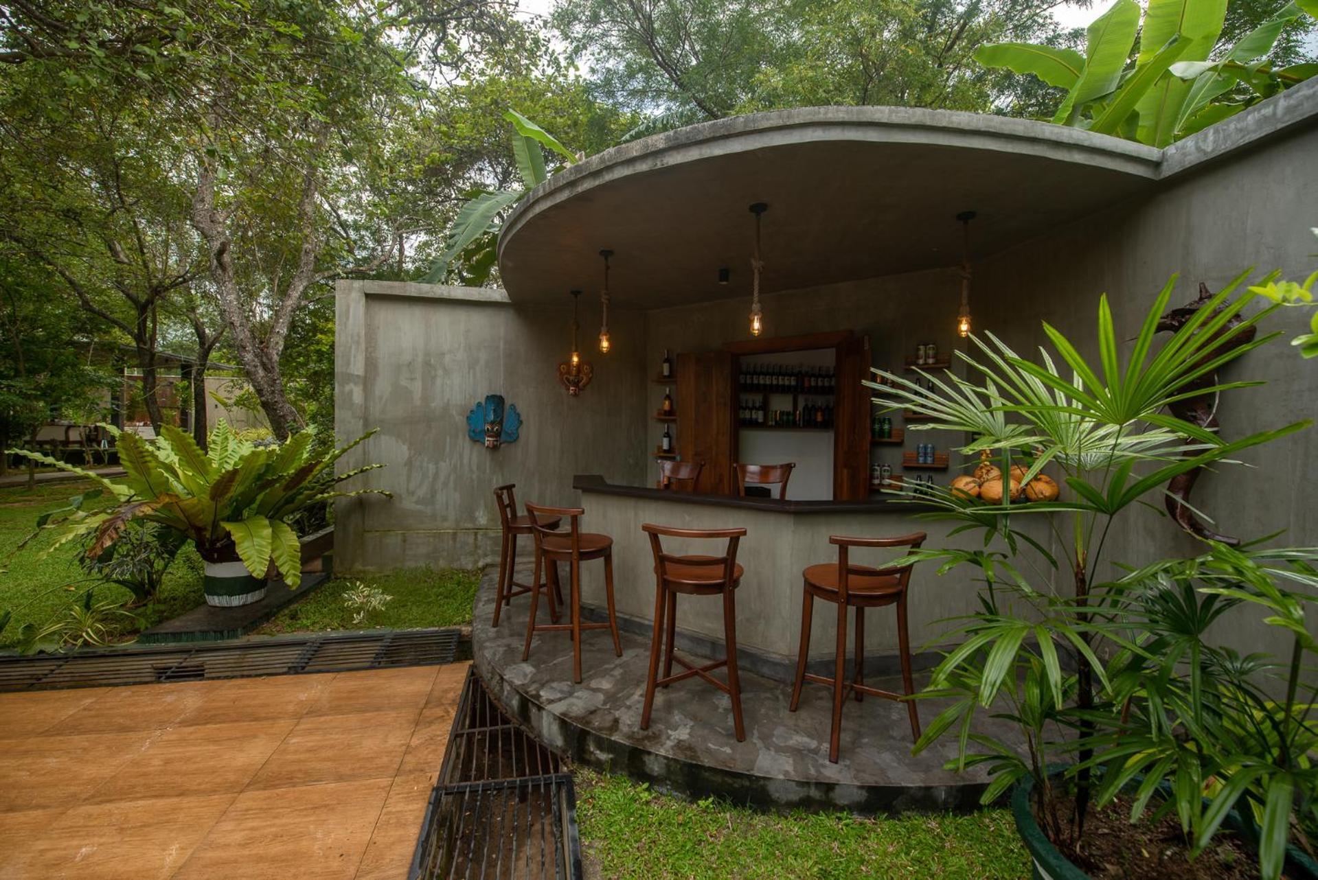 Atha Resort Szigirija Kültér fotó