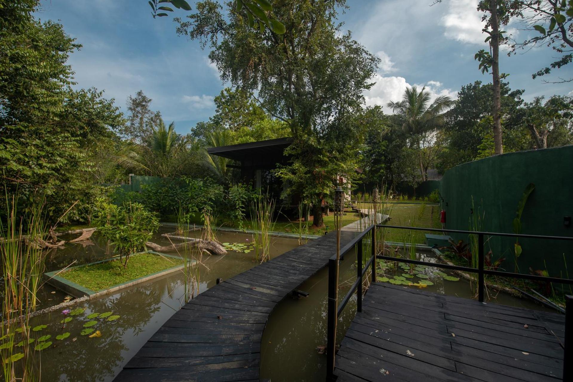Atha Resort Szigirija Kültér fotó